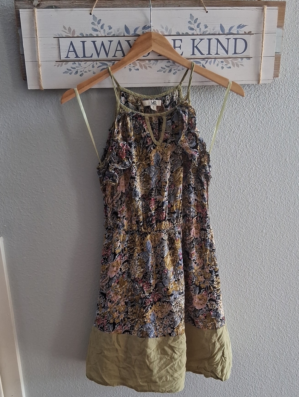 5/$13 Ya LA Floral Ruffle Sun Dress